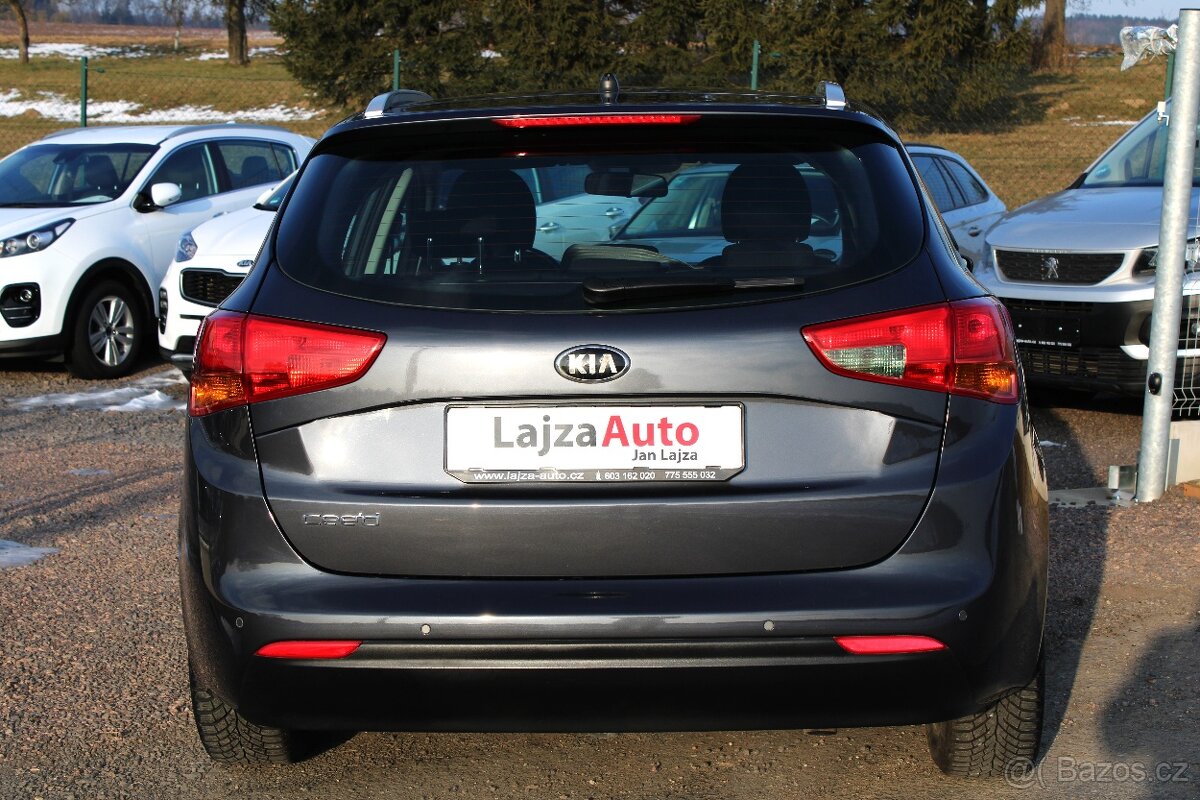 KIA Ceed 1.6 GDi 99kW serviska, 2x kola - 7