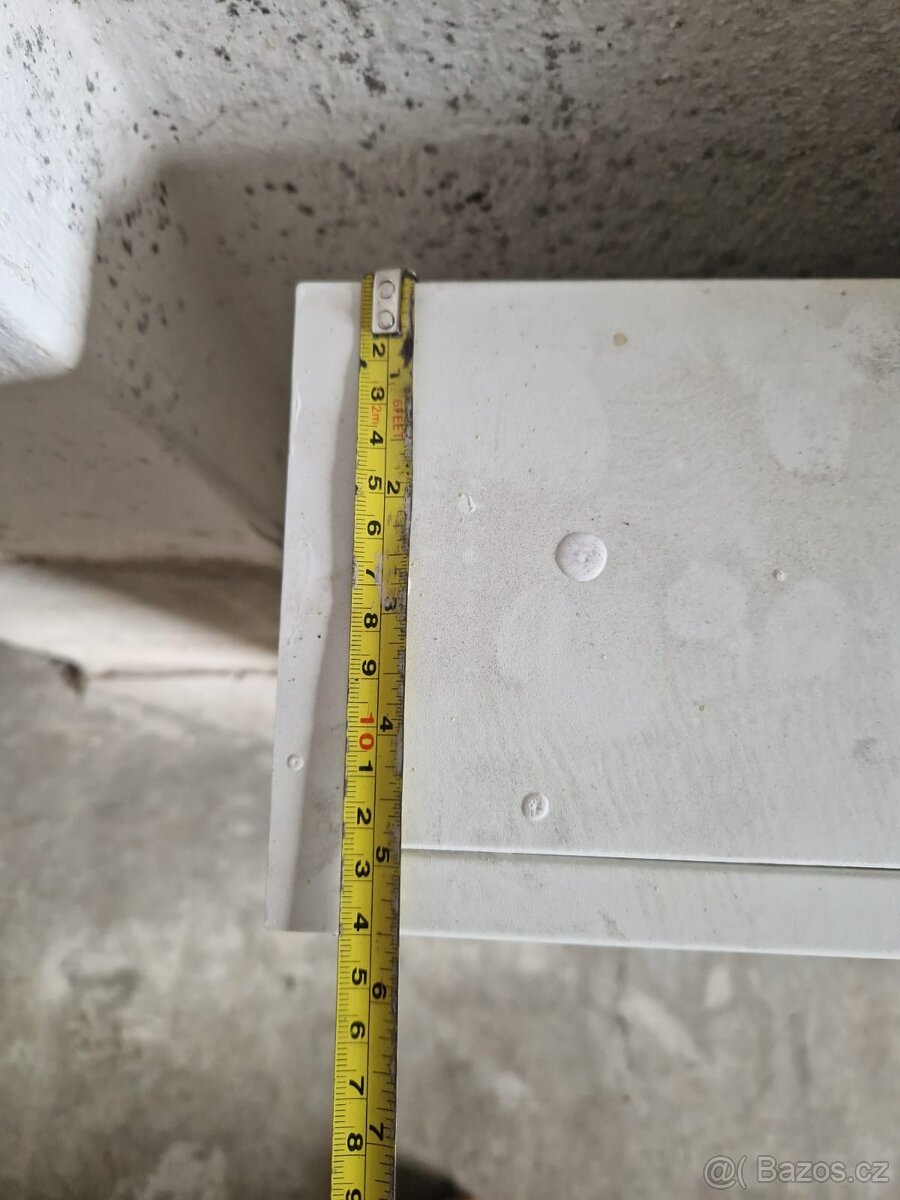 Koupelnová skříňka + zrcadlo - 7