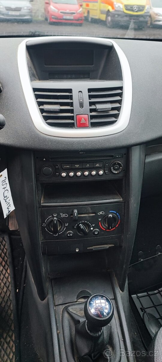 Peugeot 207 1.4 16V - 7