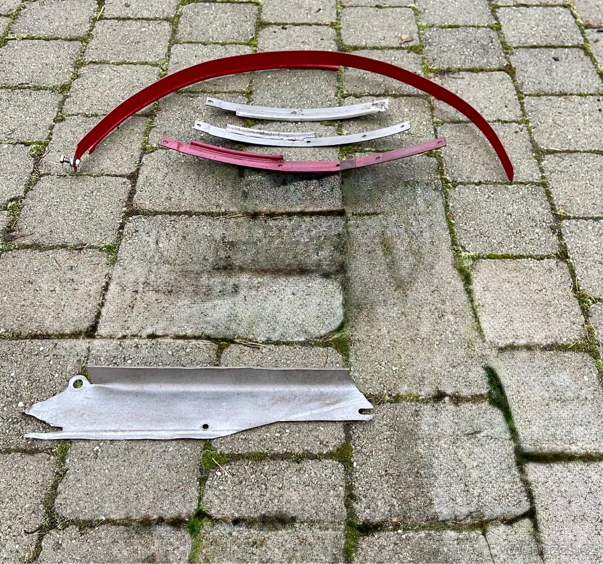 Jawa 250 350 perak, Ogar - kryty - 7