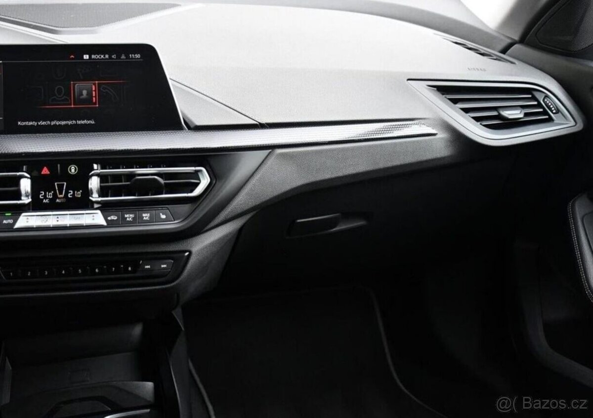 BMW Řada 2 218d NAVI CARPLAY 1M ČR - 7