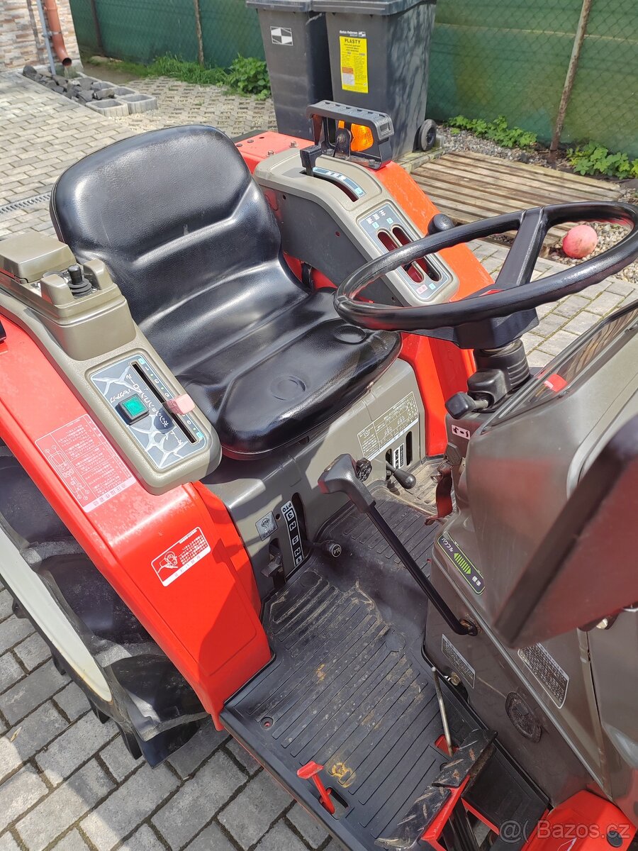 YANMAR F7 - 7