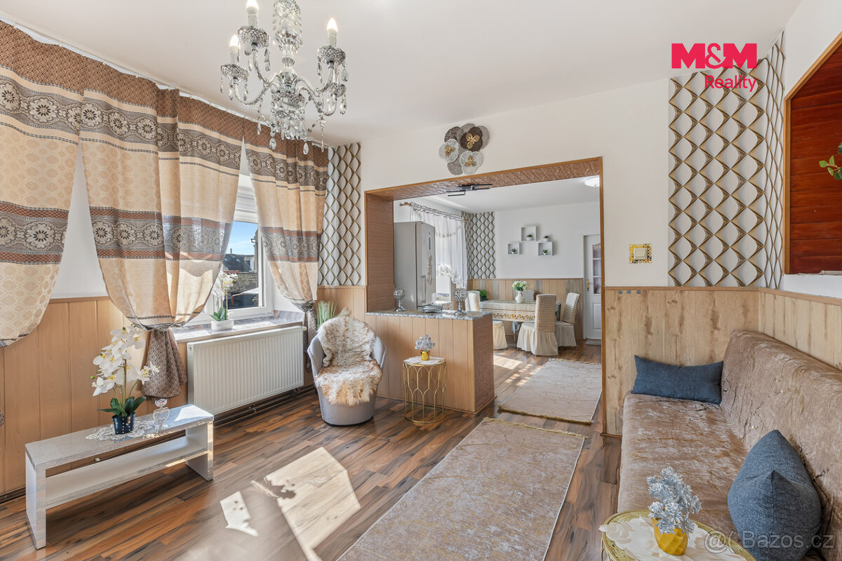 Prodej komerčního objektu, 1073 m2 v Postoloprtech - 7