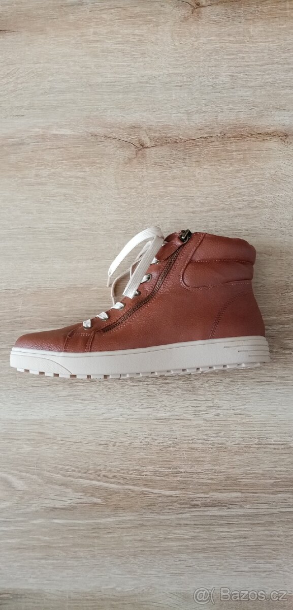 Dámské nové kotníkové boty zimní vel. 40 - 7