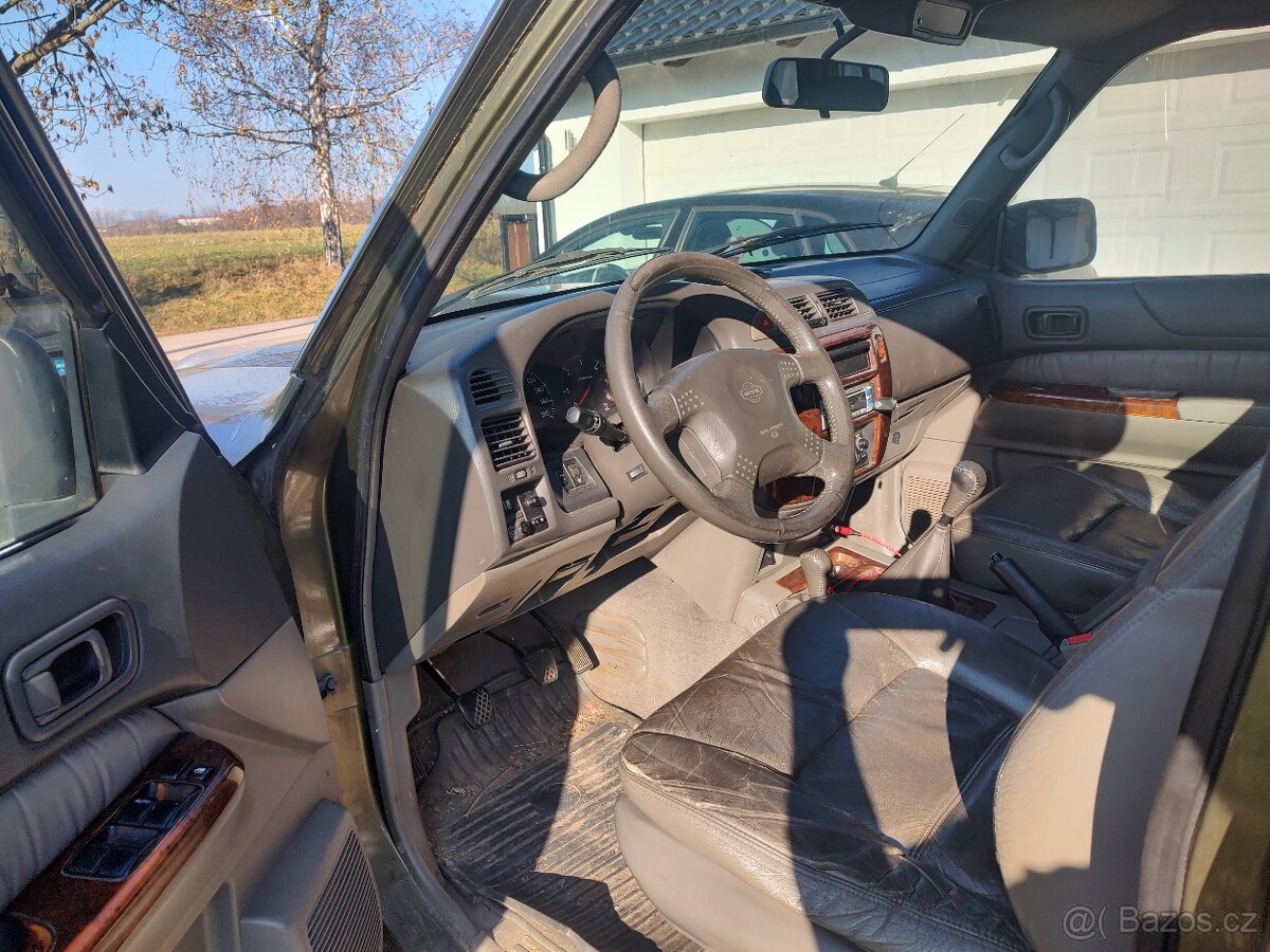 Nissan Patrol y61 - 7