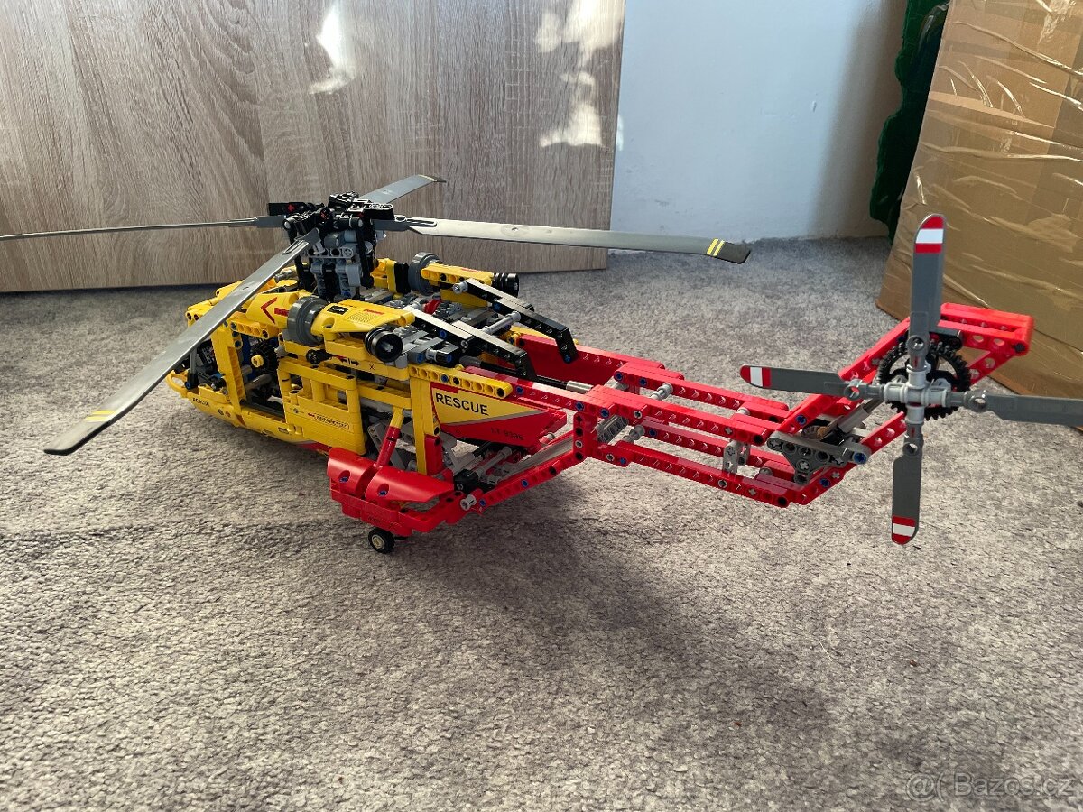 Lego Technic 9396 Helicopter - 7