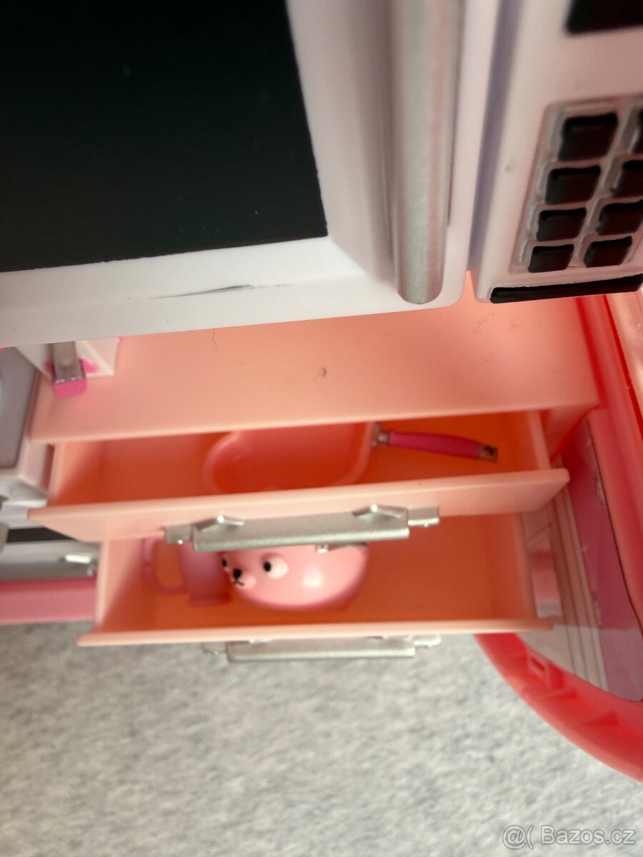 Karavan Nanana Panenky, auto Nanana - 7