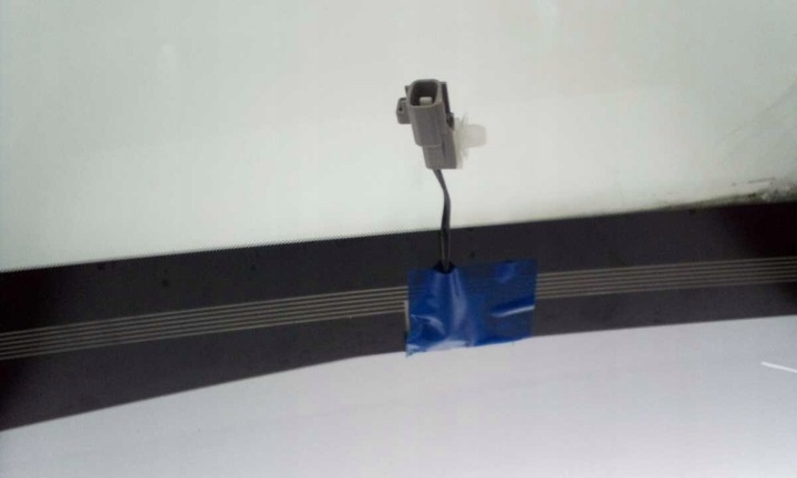 Subaru Forester čelní sklo - 7