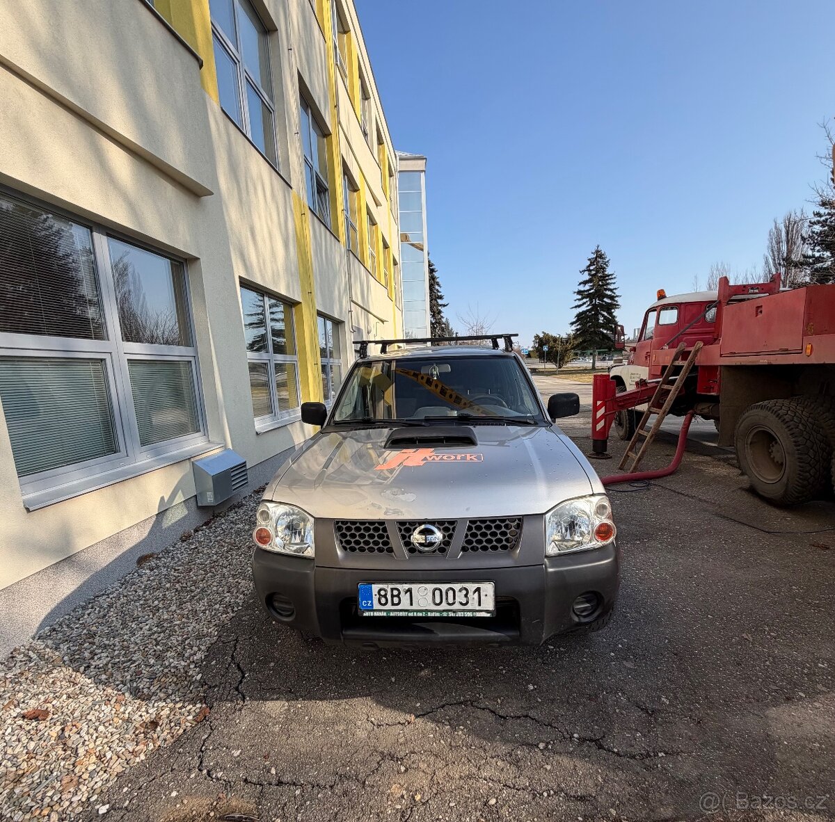 Nissan np300 Navara - 7