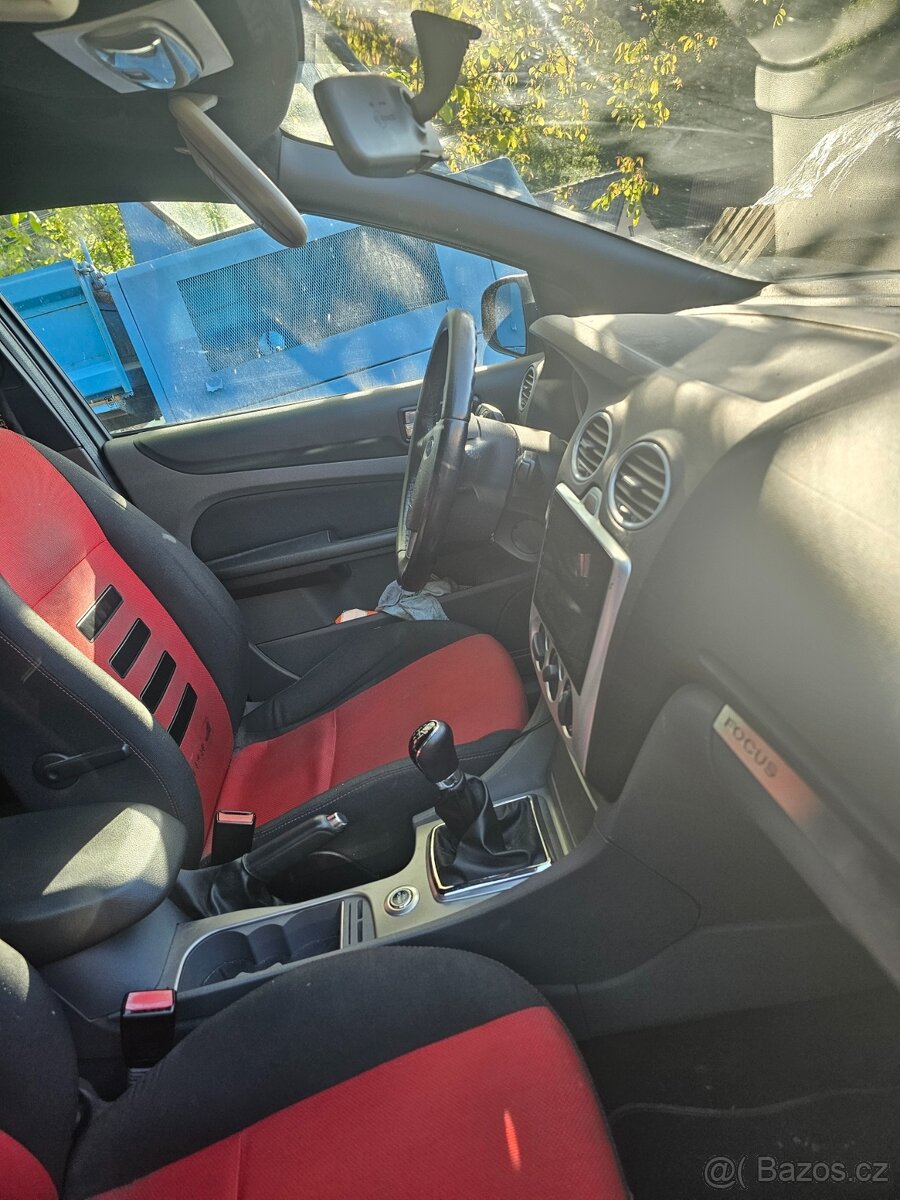 Ford focus 2 Facelift 1.6 - 7