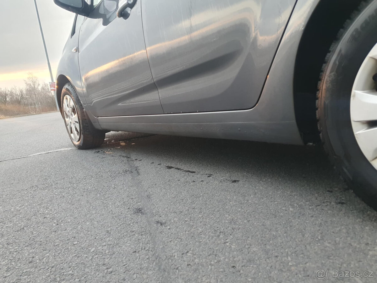 Hyundai IX 20 1.4 CRDI 57kw NOVÁ STK - 7