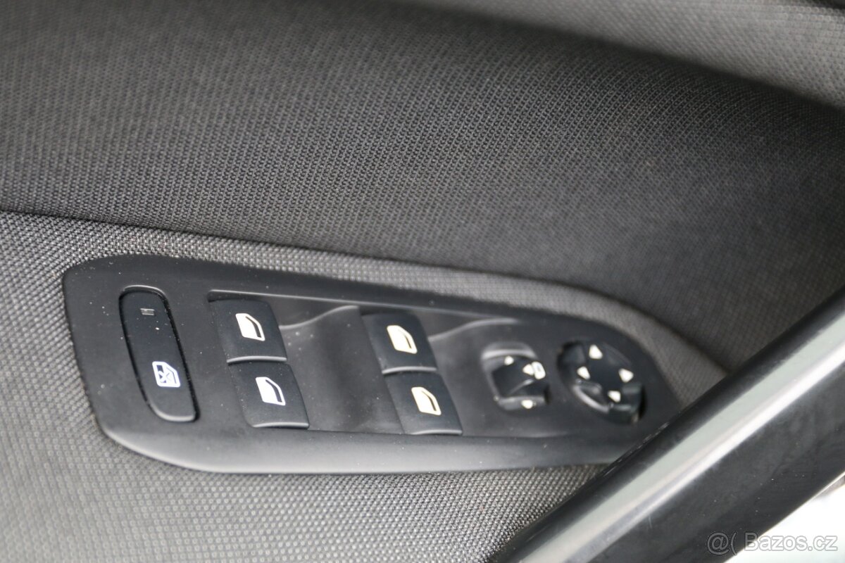 Peugeot 308 1.5 96KW,HDi Allure, TAŽNÉ - 7