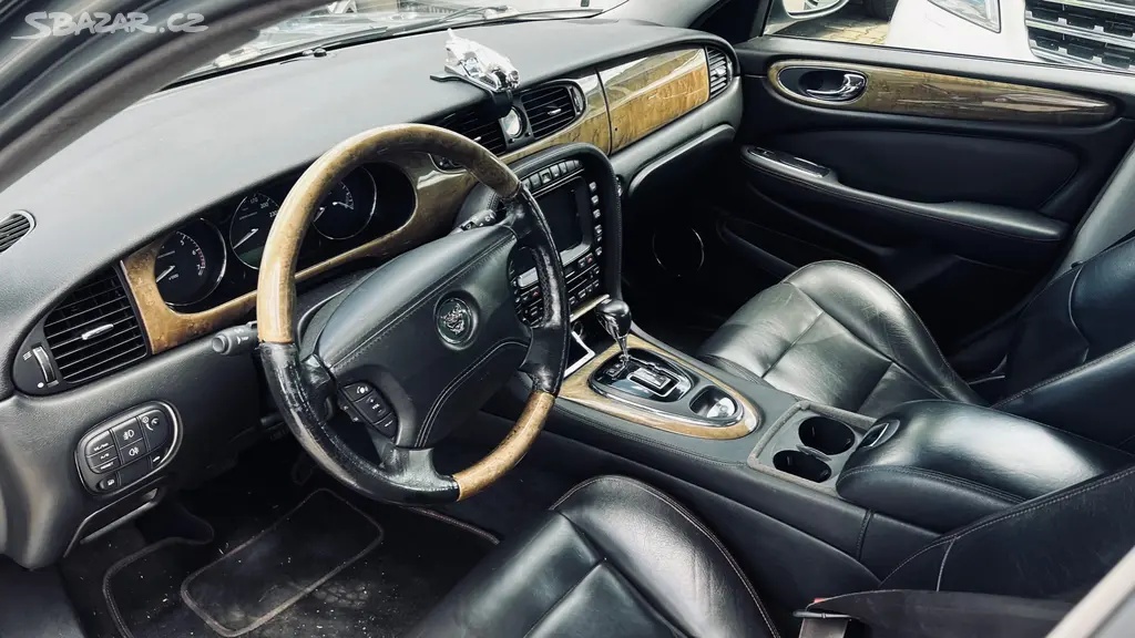 Jaguar XJR 4.0 supercharged 2004 - 7