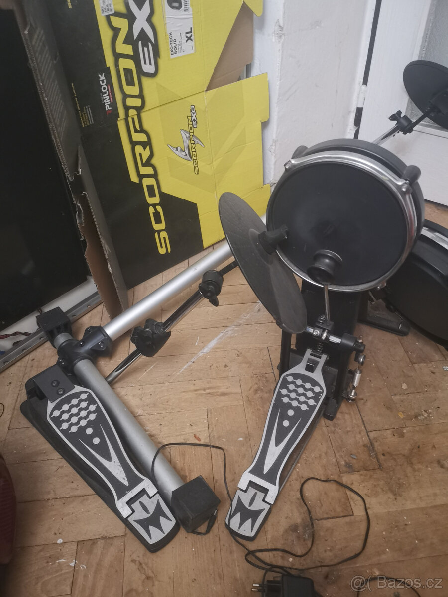 Prodám elektronické bicí MPS 150X - 7