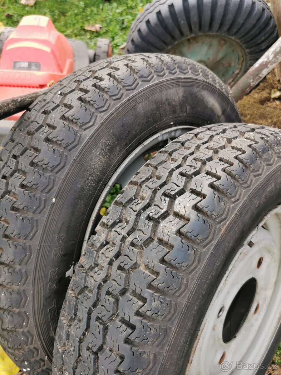 2 kola trabant 601 - 7