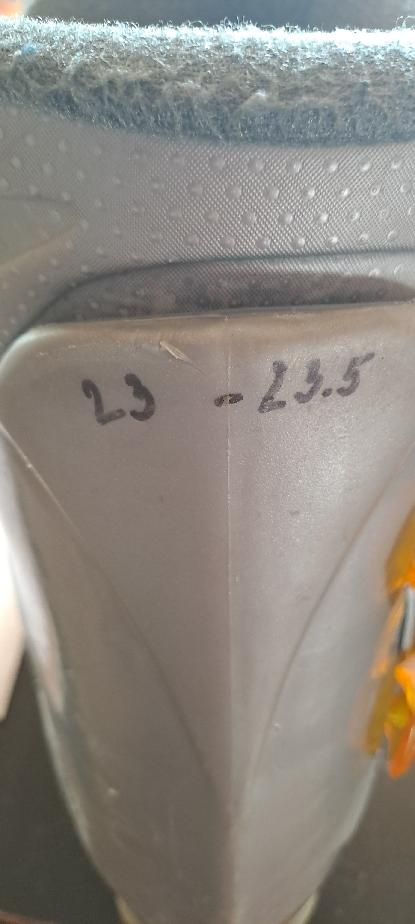 Dětrské sjezdové lyže Fischer + boty Nová cena 690,- Kč - 7