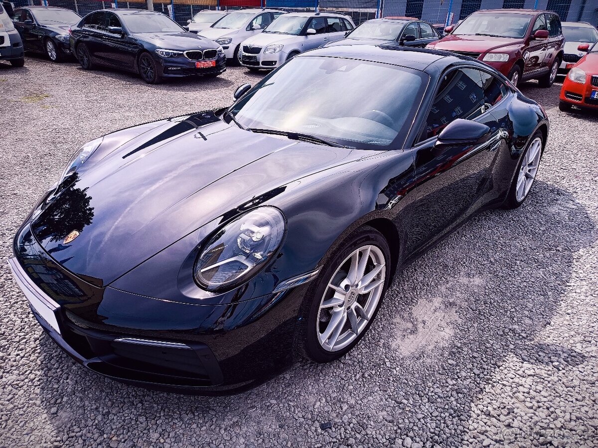 Porsche 911 Carrera 4 Coupé 911/992 ČR - 7