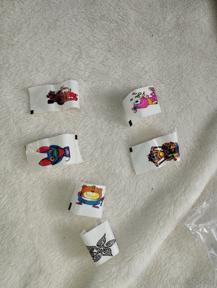různě obrazky ze žvýkaček - 7