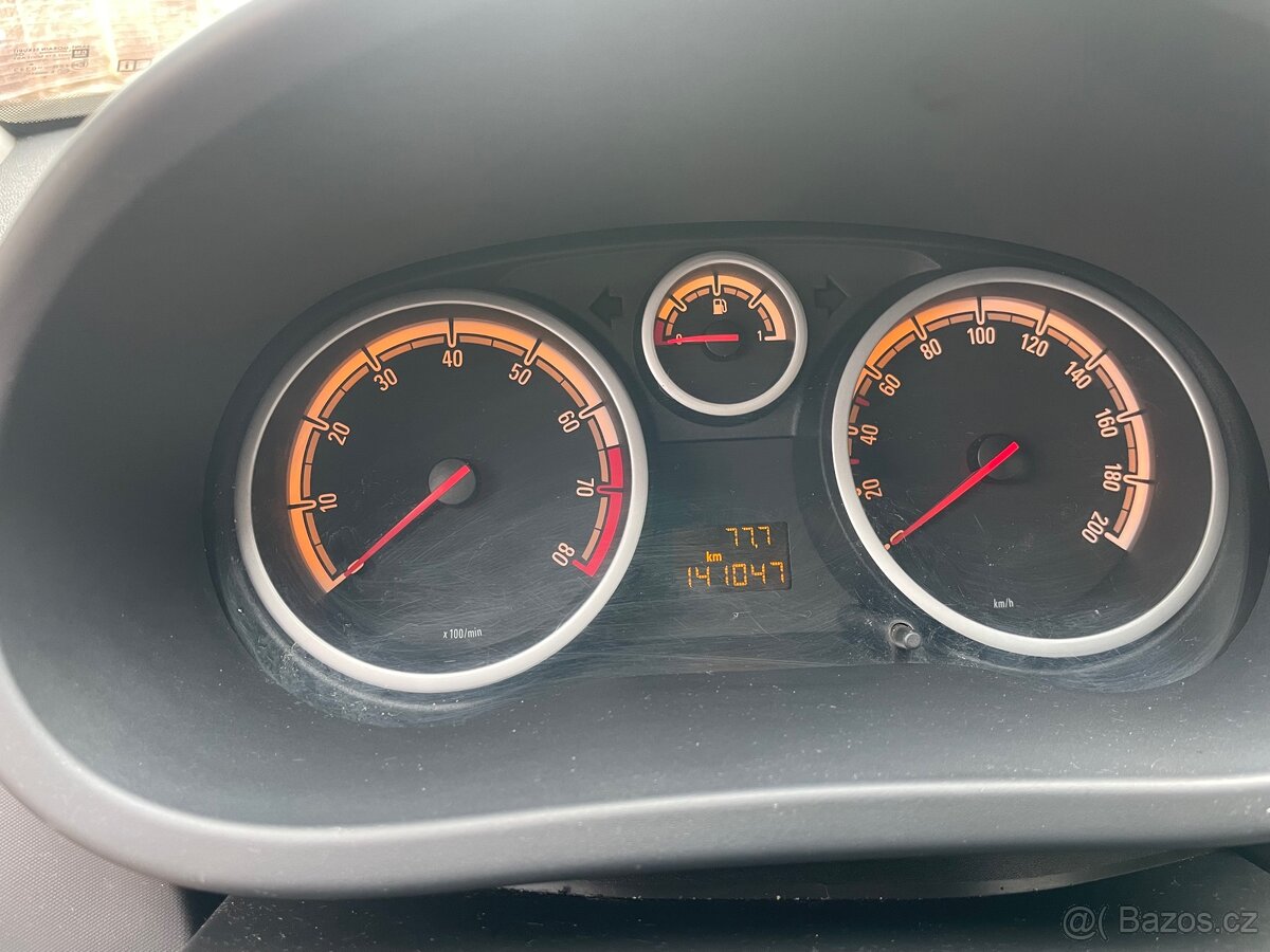 Opel Corsa - 7