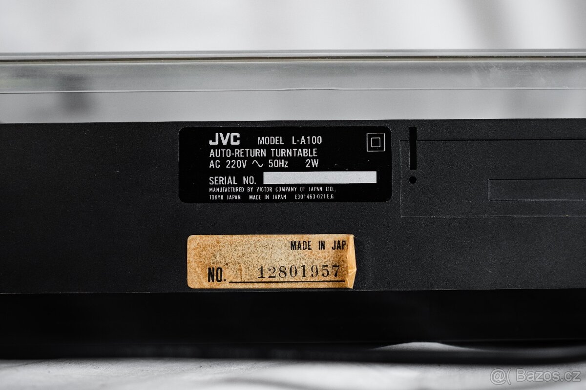 Gramofon JVC - 7