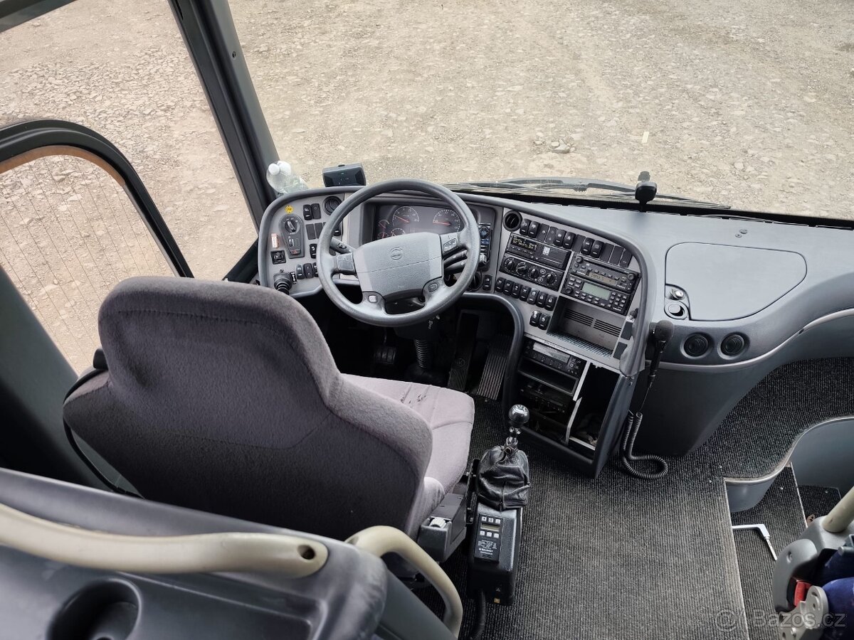 Volvo 9700H -51míst - 7