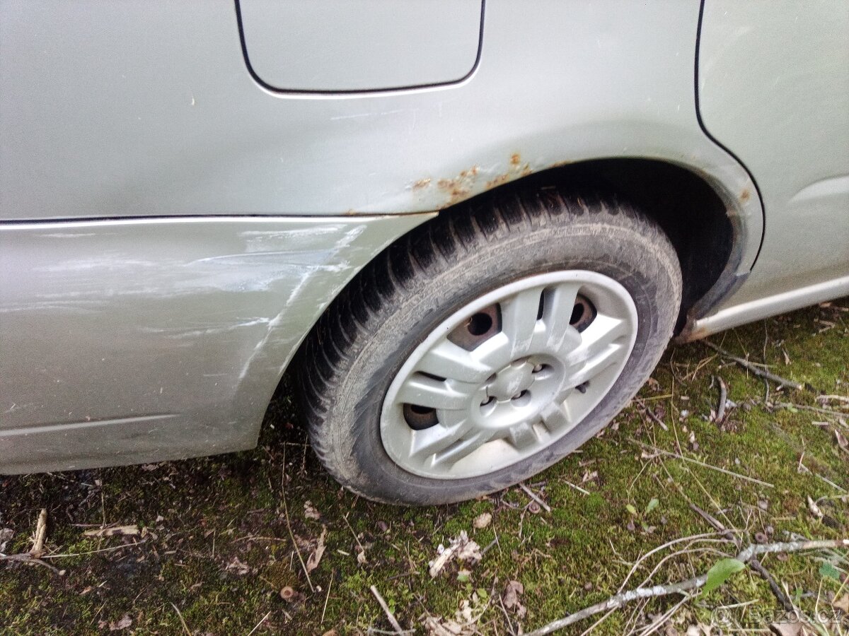 Subaru Impreza EJ 16 1.6 - 7