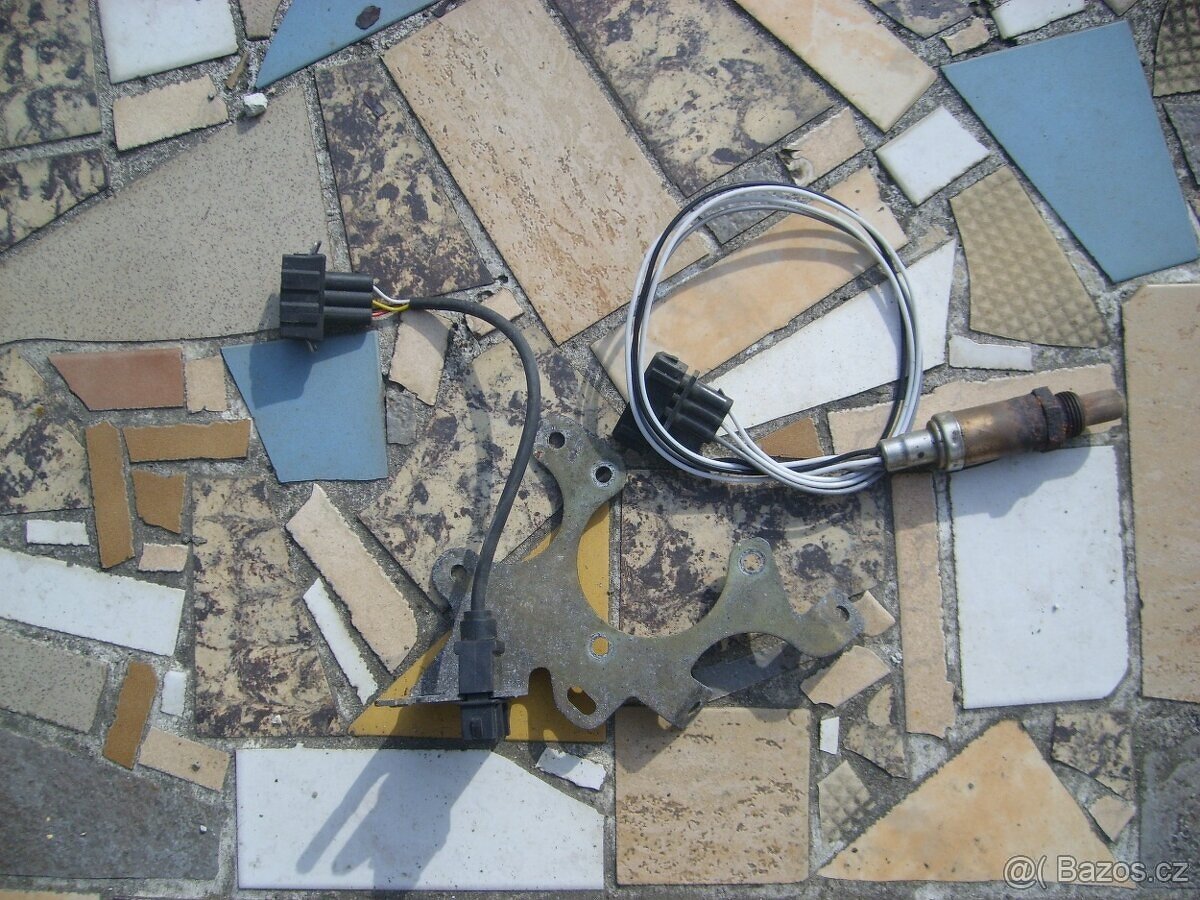 Prodám na Škoda Favorit náhradní díly. - 7