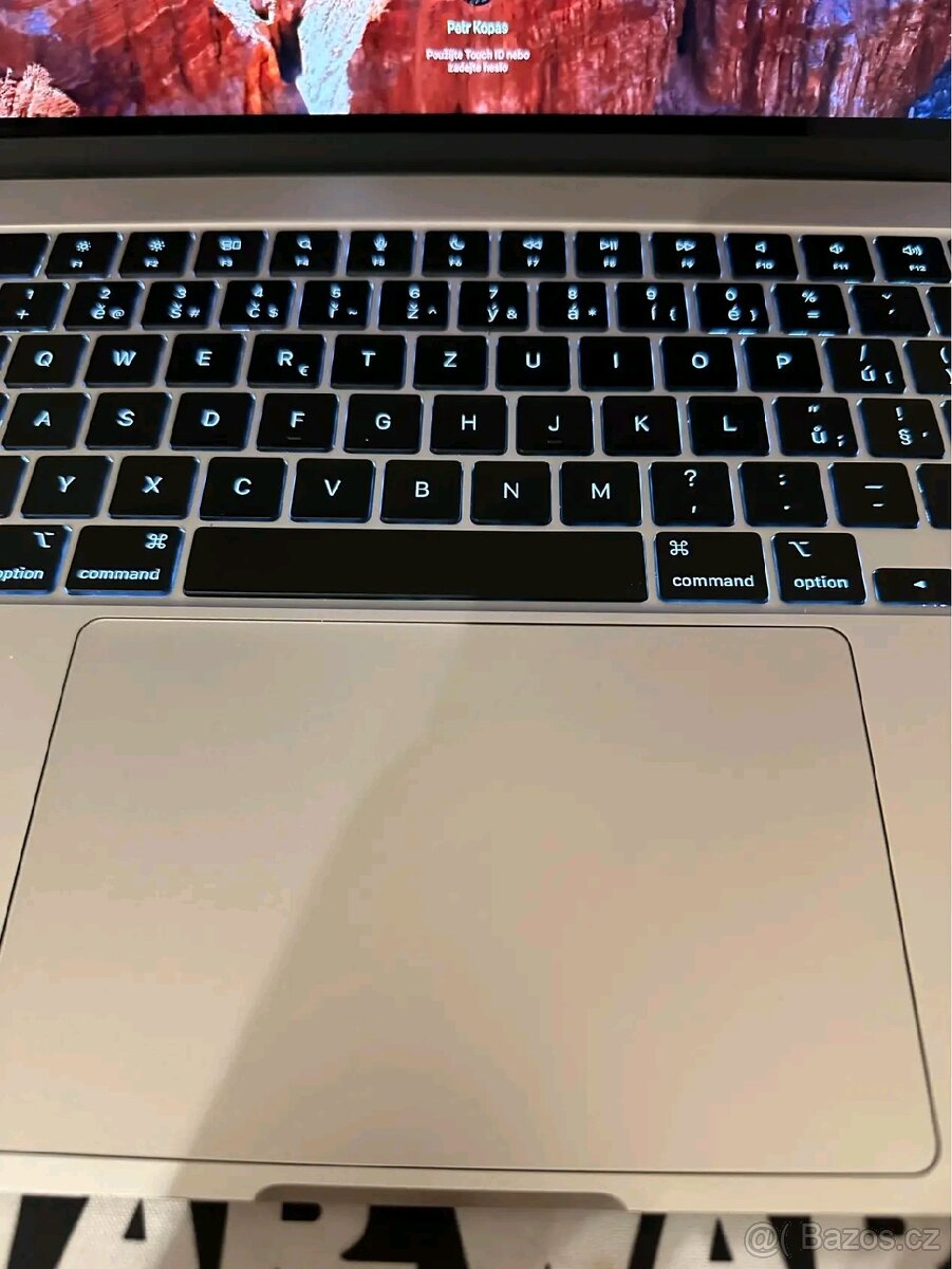 Apple MacBook Air 15” M2 8/256 - 7