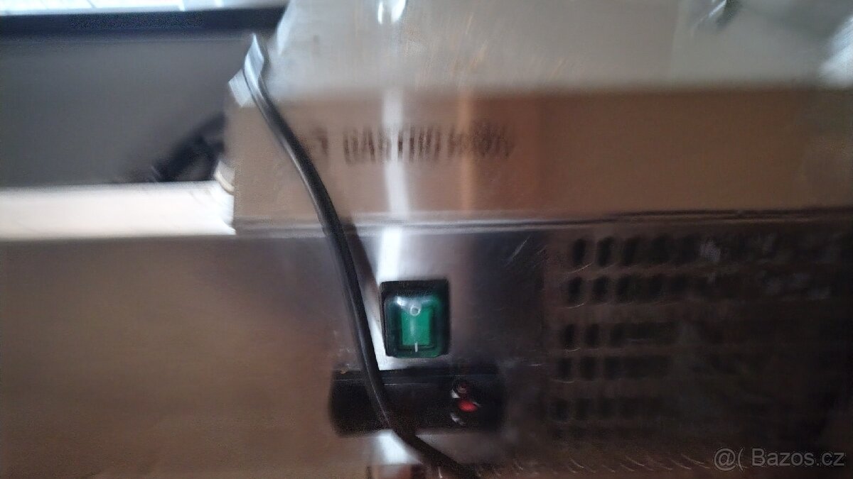 Gastro Chladící vitrína GastroHero - 7