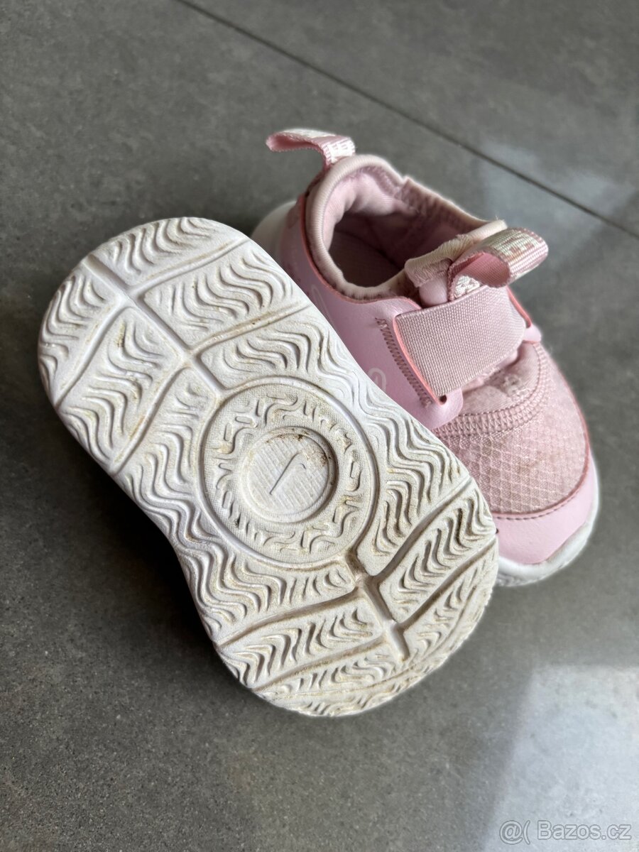 Dětský boty velikost 20 - 7