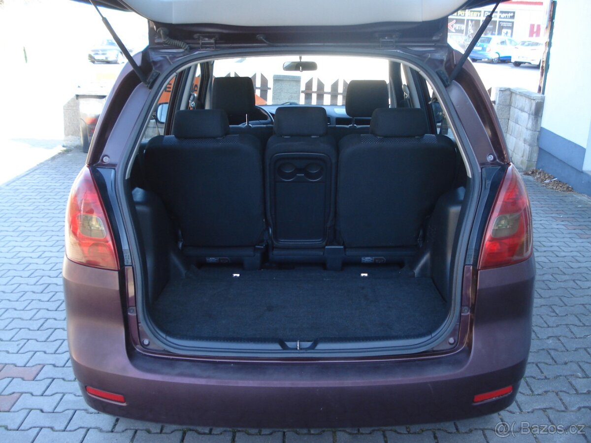 Toyota Corolla Verso 2.0 D-4D,NOVÁ STK - 7
