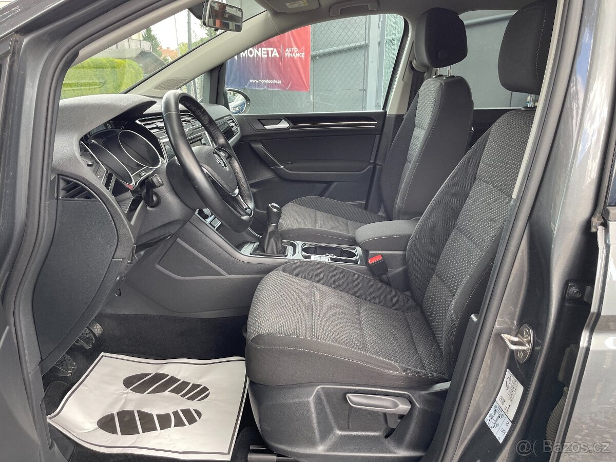 VW Touran 2.0 TDi Serviska, ALU, Senzory - 7