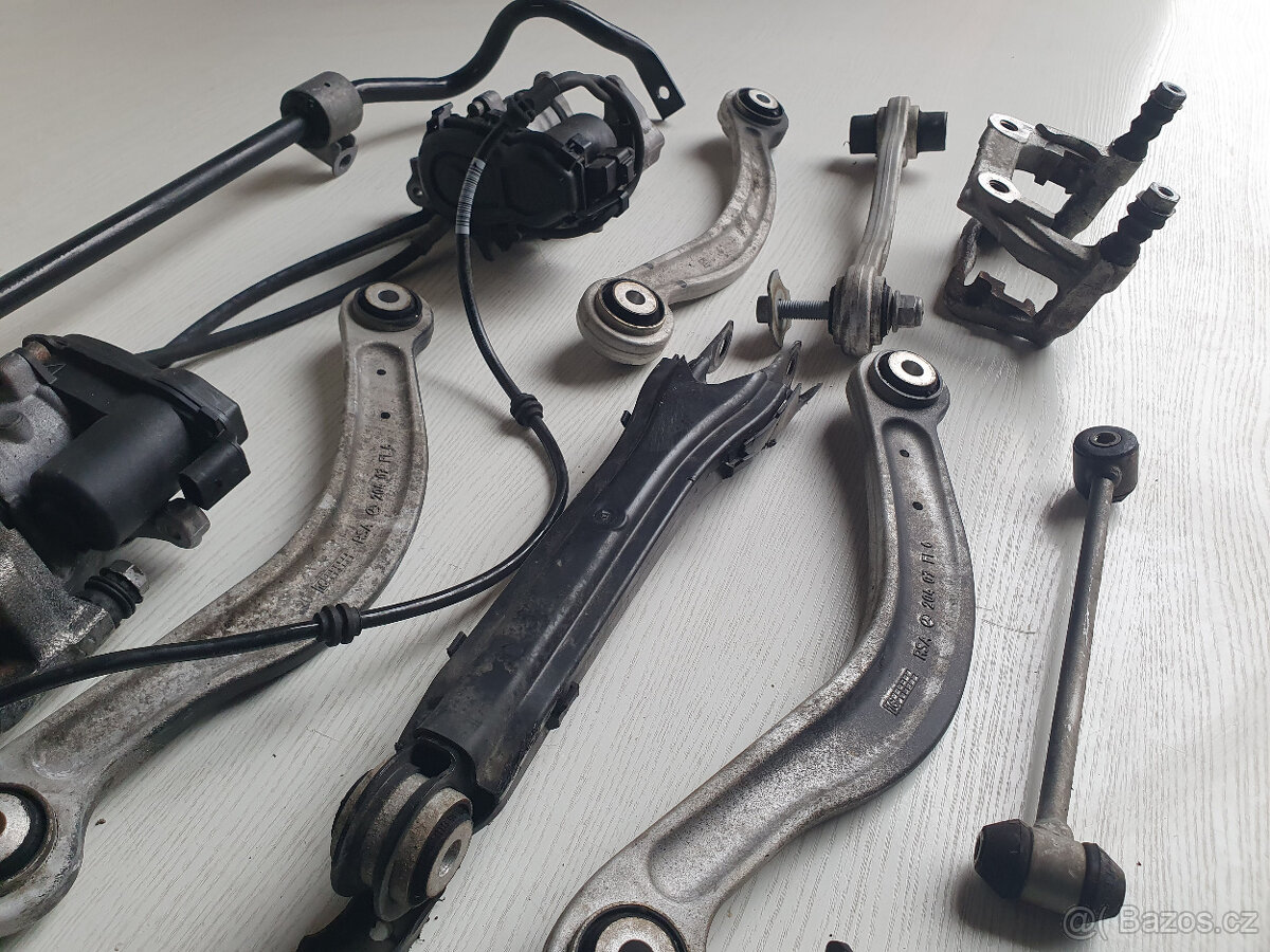 Mercedes Benz E KLASSE W213 zadní náprava, rameno, brzdič - 7