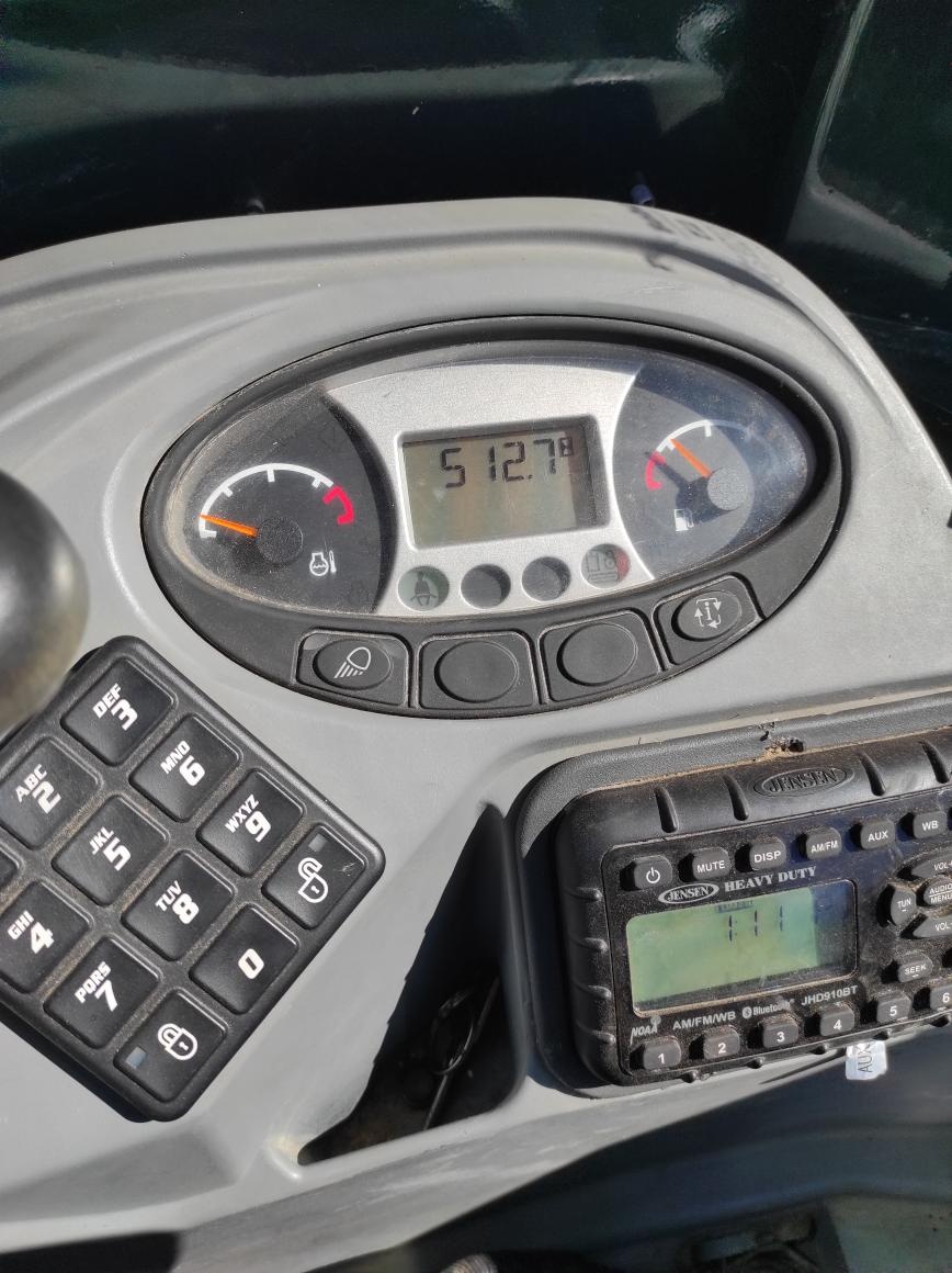 Minibagr Bobcat E20Z Dlouhé rameno - 7