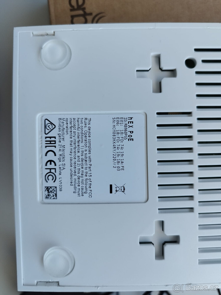 MikroTik RB960PGS hEX PoE, TOP STAV - 7