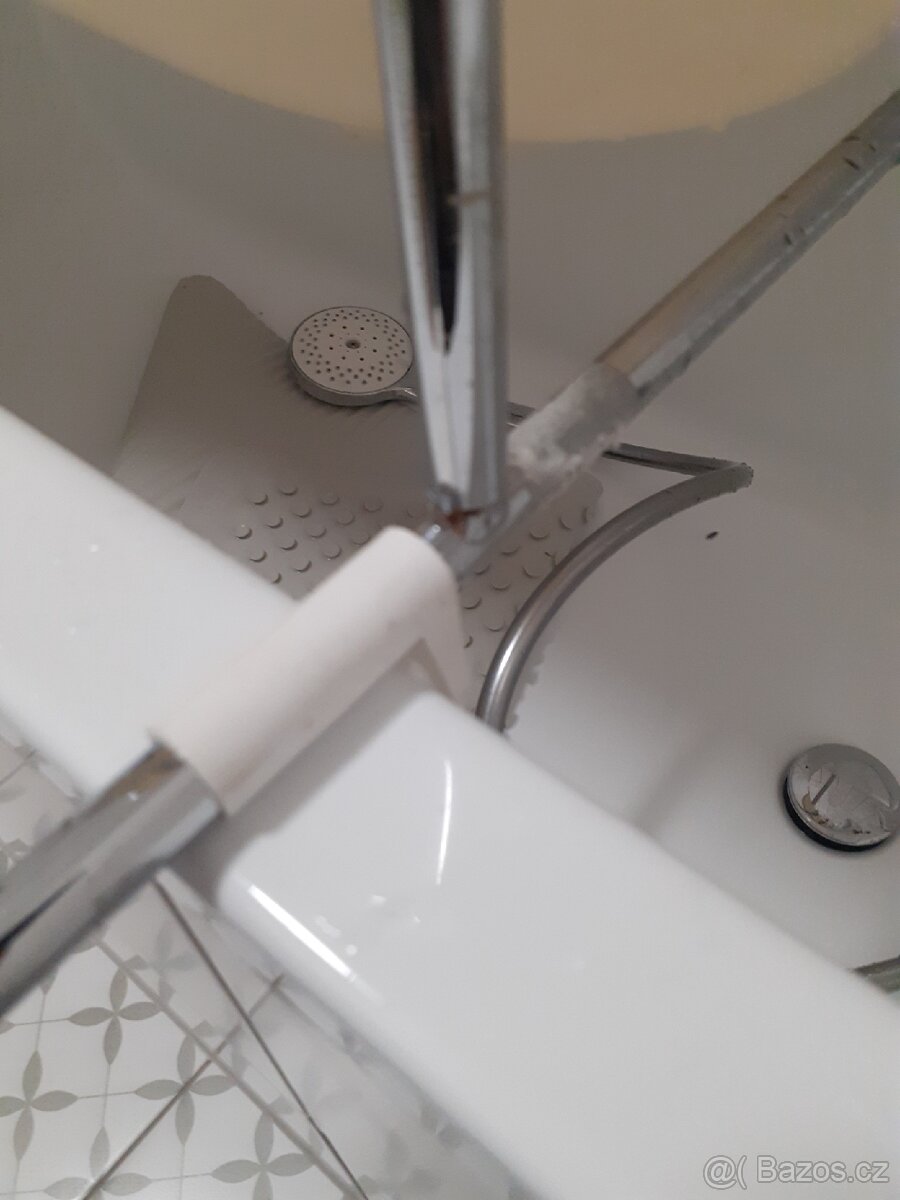 Přebalovací pult s vaničkou - 7