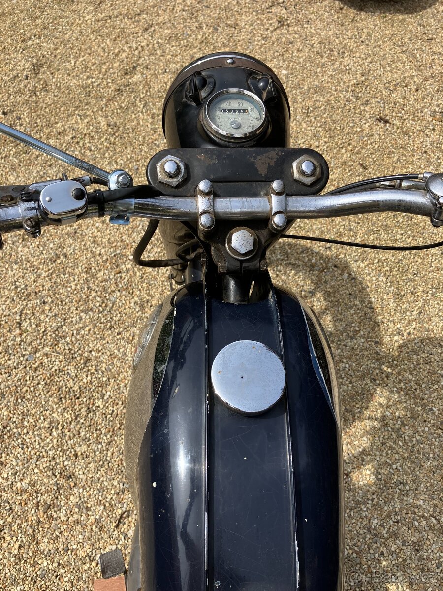 SLEVA - - BSA Bantam D10 1967 - 7