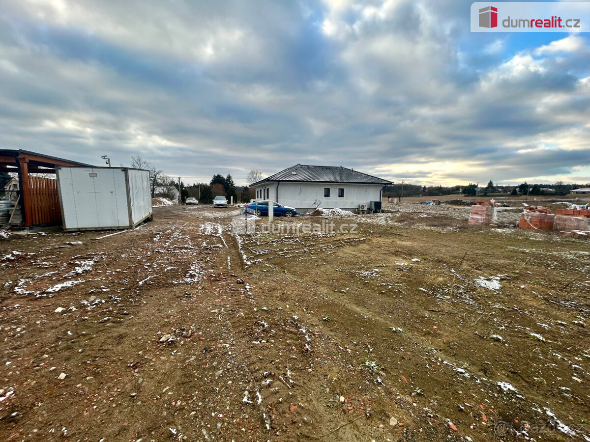 pozemek 662 m2 pro výstavbu RD Bělušice - 7