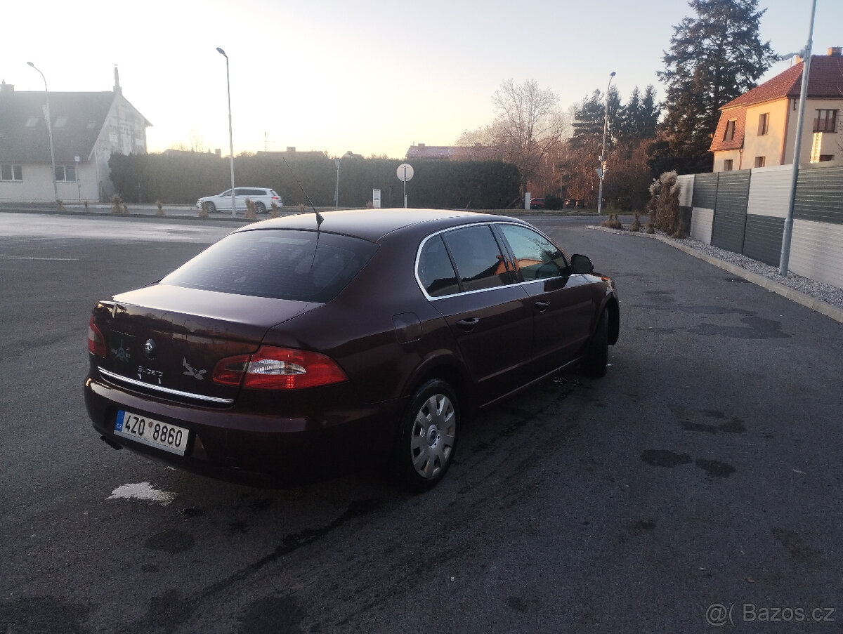 Prodám SUPERB 2 sedan 2.0 TDi 103 kW - 7