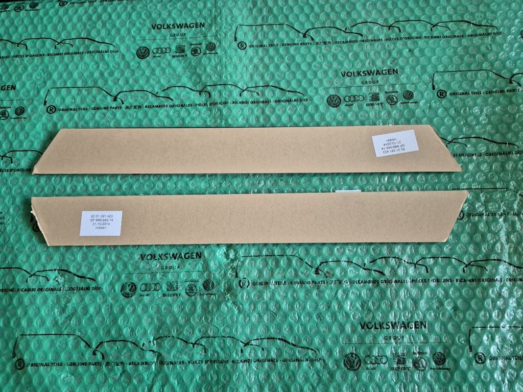 dekorativní ozdobné a ochranné lišty prahu Renault Clio 4 82 - 7