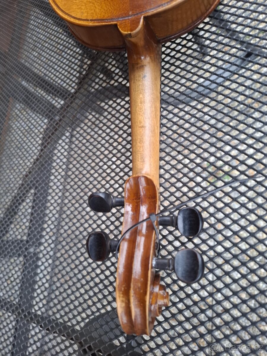 Housle celé světlé - 7