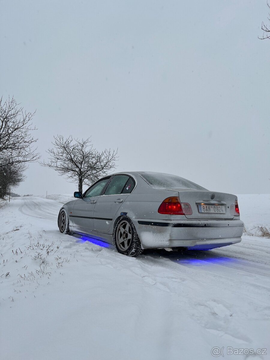 BMW E46 320i 110 kw - 7
