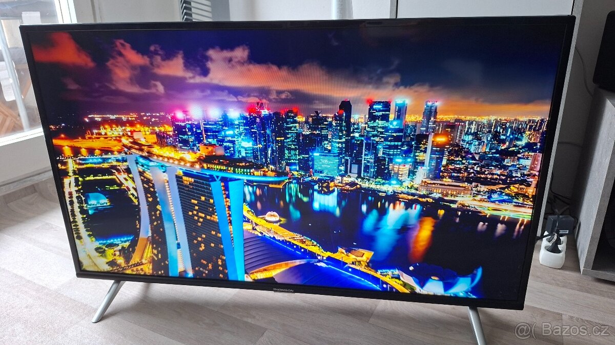 Smart Televize Thomson 102 cm - 7