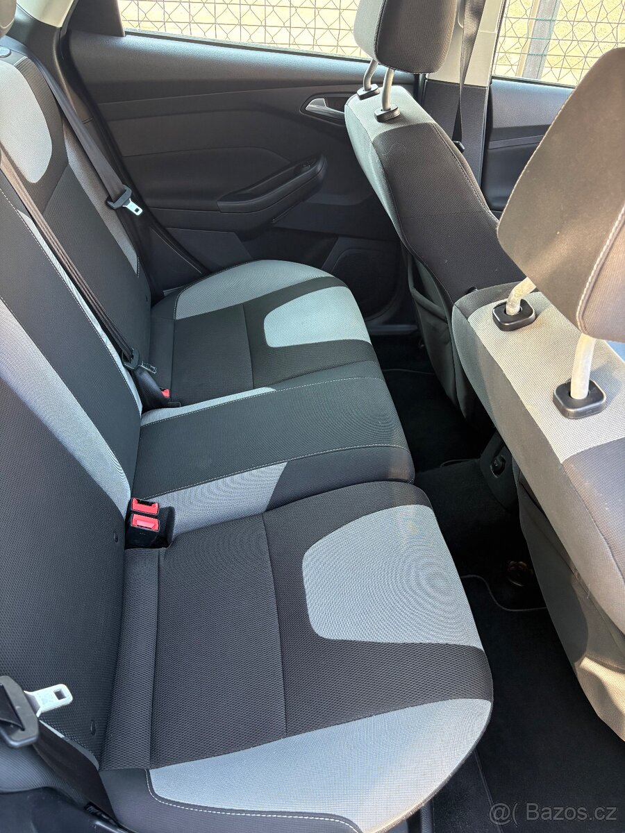 Prodám vozidlo Ford Focus 1.0 Ecoboost - 7