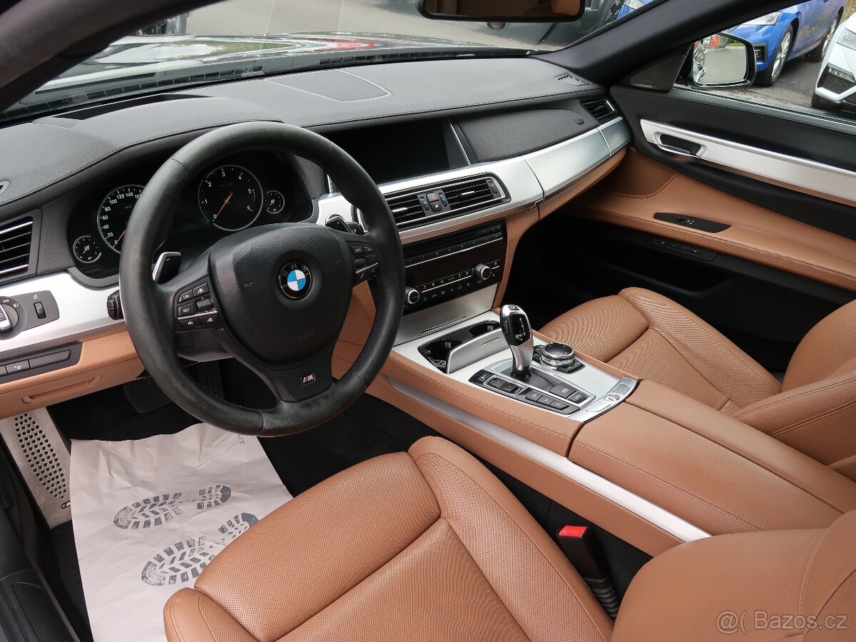 BMW 750d 750d,xDrive,280kW,1majČR,DPH - 7