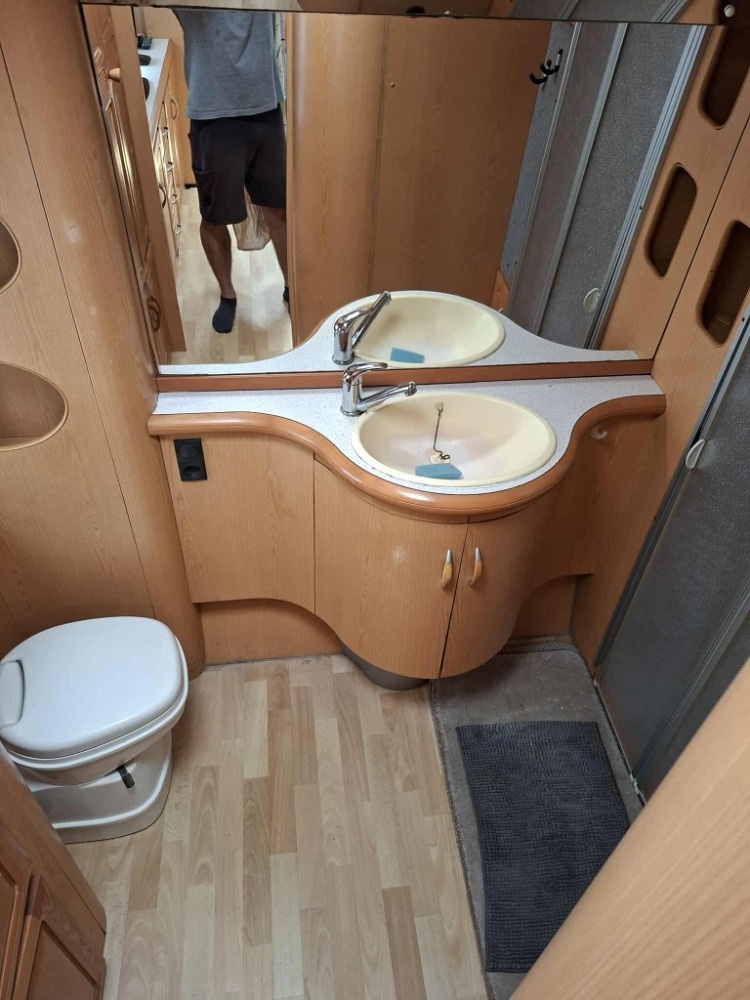 Karavan obytný přívěs HOBBY - 7