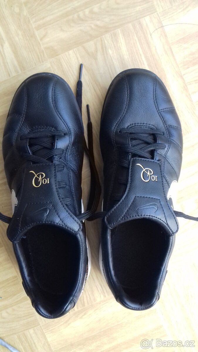 Tenisky, pohodlné, drobné špunty, značkové, Nike, Ronaldinho - 7