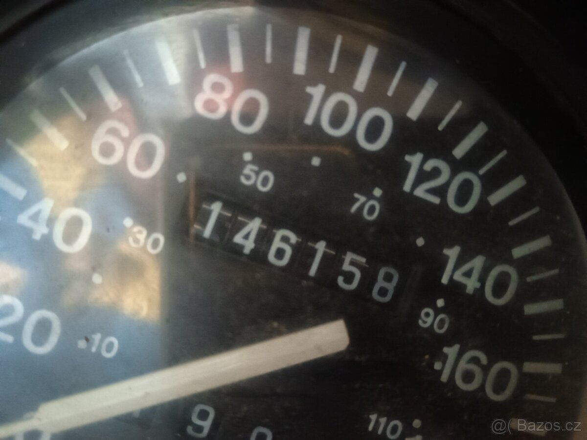 Land rover Defender 7 míst,1982 2x uzávěrka arb - 7