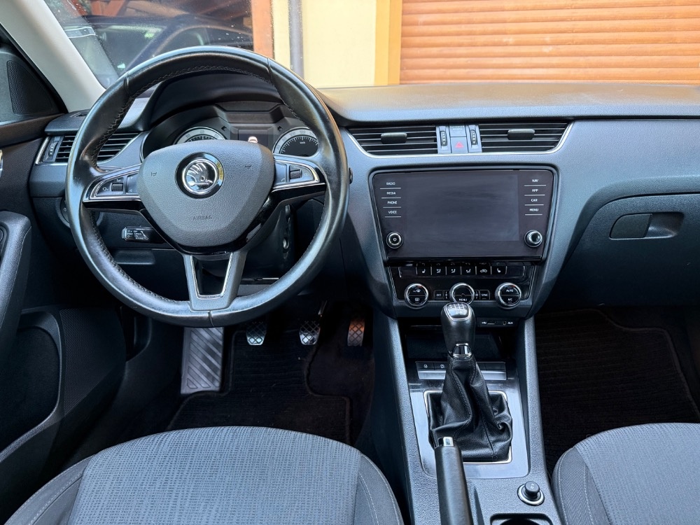 ŠKODA OCTAVIA 3 1.8 TSI 132KW STYLE ACC FULLLED NAVI KAMERA - 7