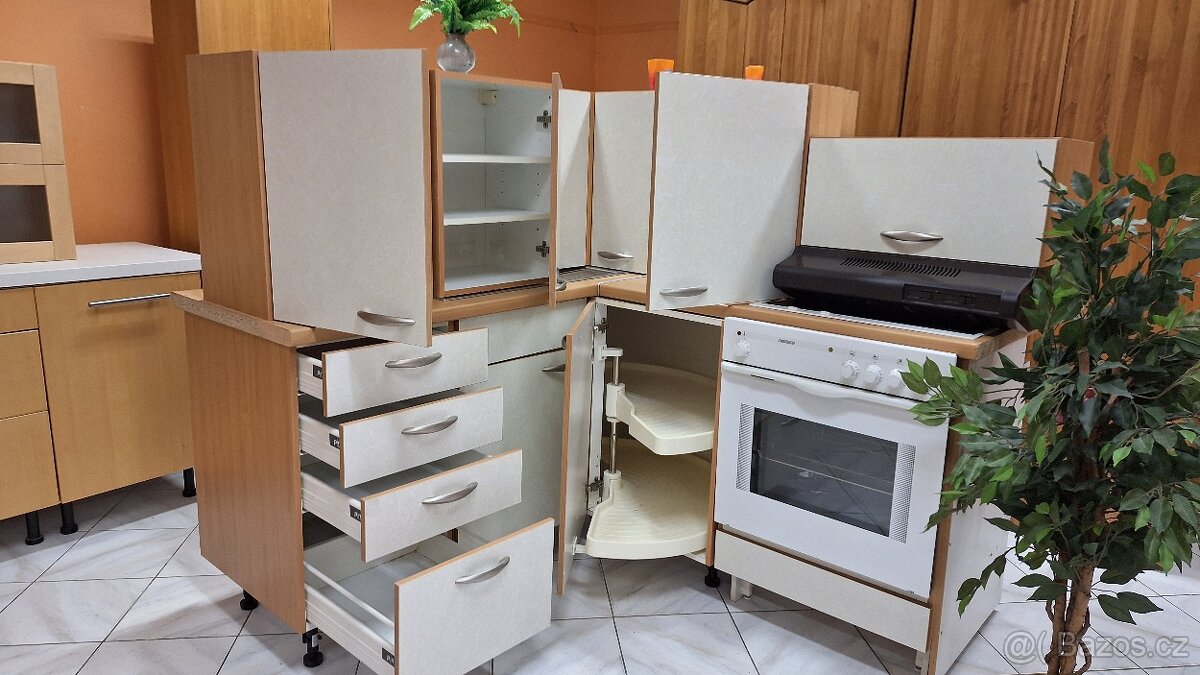 Kuchyňská linka německé výroby - 7